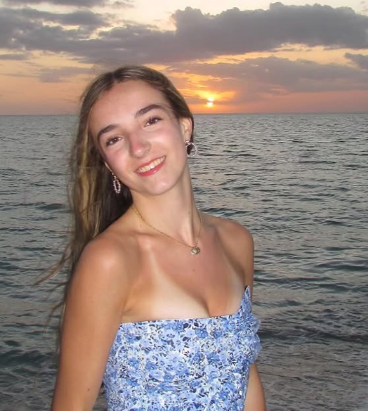 Ava Schinella
